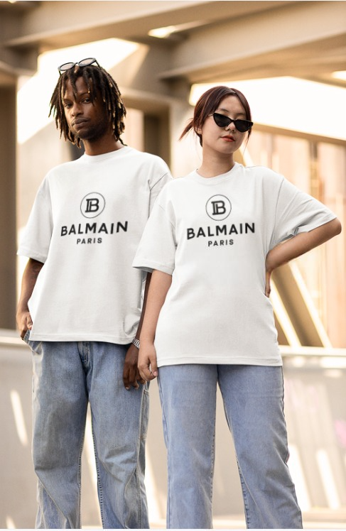 Luxury tshirt with brand logo